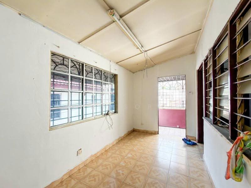 2-storey Terraced House for Sale in Usj 2 (Subang Jaya) - Intan Sophia - Interior - PropertyGuru.com.my