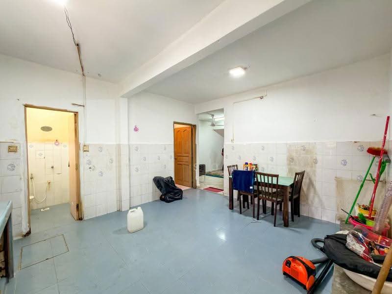 2-storey Terraced House for Sale in Usj 2 (Subang Jaya) - Intan Sophia - Bathroom - PropertyGuru.com.my