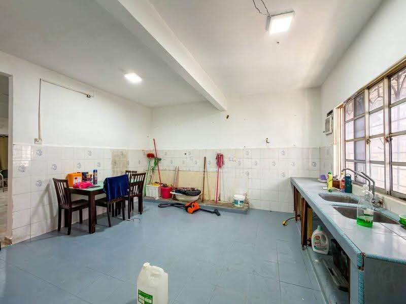 2-storey Terraced House for Sale in Usj 2 (Subang Jaya) - Intan Sophia - Kitchen - PropertyGuru.com.my