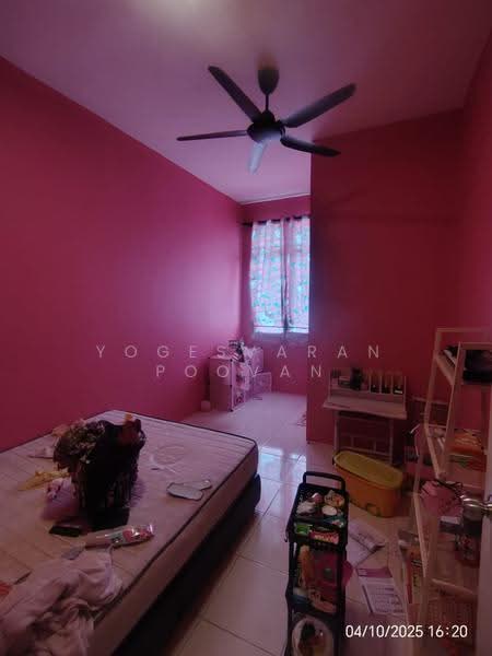 2-storey Terraced House for Sale in Banting (Selangor) - Yogesvaran Poovan - Bedroom - PropertyGuru.com.my