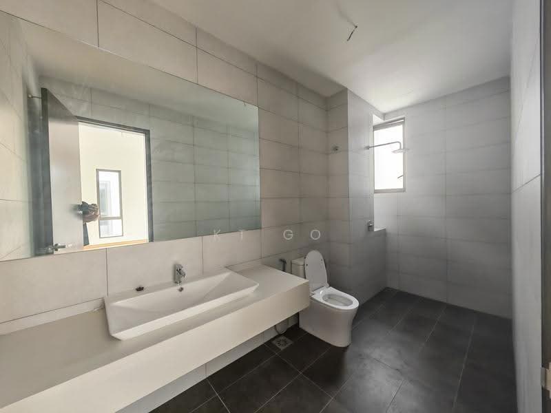 Cluster House for Sale in Bandar Bukit Puchong (Puchong) - KT Go - Bathroom - PropertyGuru.com.my