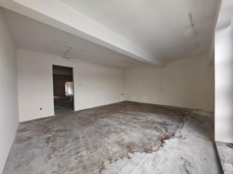 Kedai untuk Disewa di Taman Molek (Johor Bahru) - Jane Ngoi - Interior - PropertyGuru.com.my