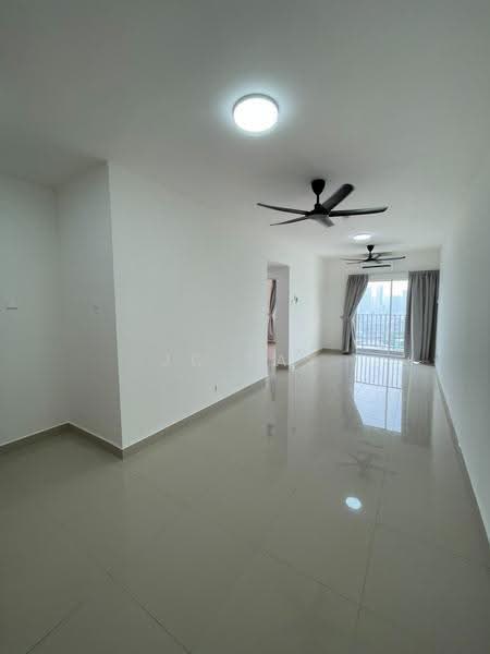 Kondominium untuk Disewa di Pitta Residensi - JC Tay - Living Room - PropertyGuru.com.my