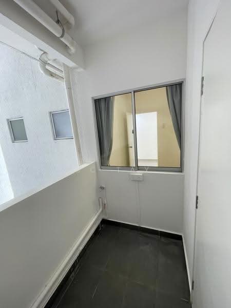 Kondominium untuk Disewa di Pitta Residensi - JC Tay - Balcony - PropertyGuru.com.my