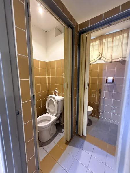Kondominium untuk Disewa di Kelana Puteri - Paul Chen - Bathroom - PropertyGuru.com.my