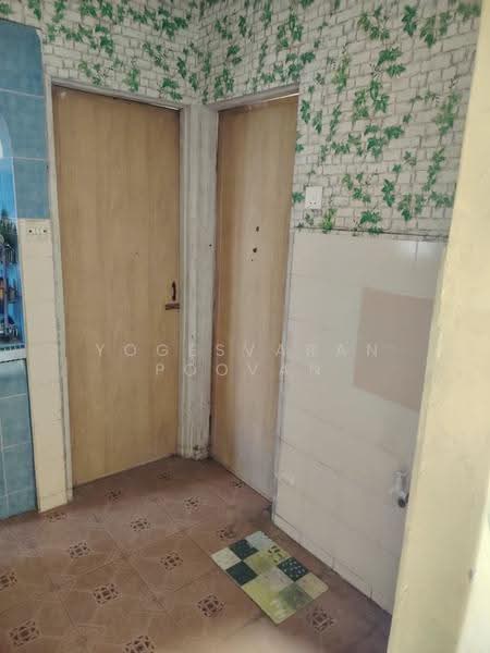 Rumah Flat untuk Dijual di Pangsapuri Seri Perantau - Yogesvaran Poovan - Interior - PropertyGuru.com.my