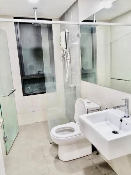 Kediaman Servis untuk Disewa di Solstice @ Pan'gaea - Luwis Ling - Bathroom - PropertyGuru.com.my
