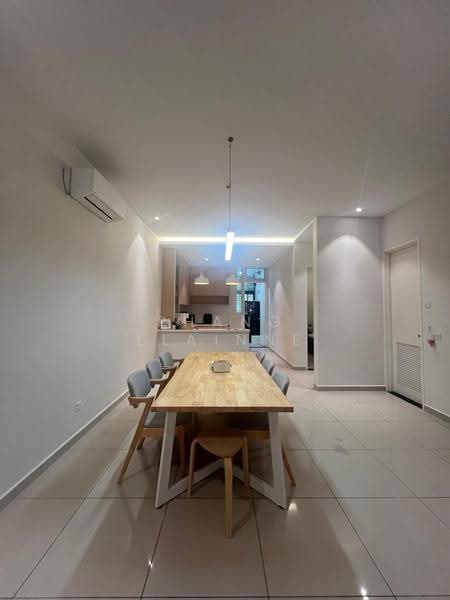 2-storey Terraced House for Rent in Taman Mount Austin (Tebrau) - Phang Elainne - Dining Room - PropertyGuru.com.my
