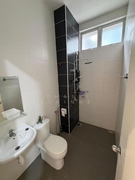 2-storey Terraced House for Rent in Taman Mount Austin (Tebrau) - Phang Elainne - Bathroom - PropertyGuru.com.my