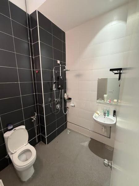 2-storey Terraced House for Rent in Taman Mount Austin (Tebrau) - Phang Elainne - Bathroom - PropertyGuru.com.my