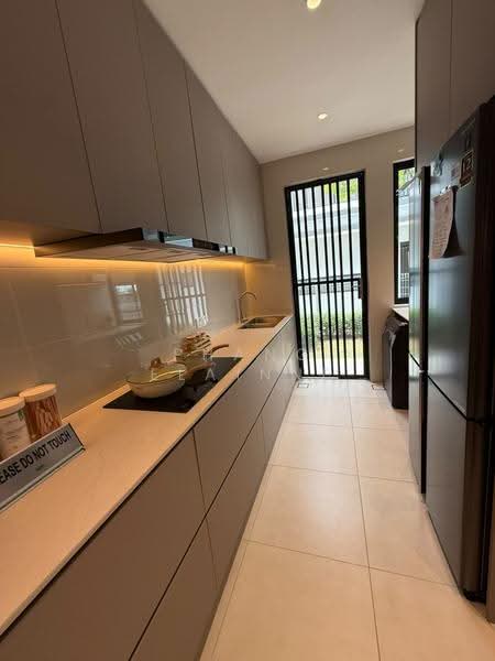 Rumah Teres 2-Tingkat untuk Dijual di Gelang Patah (Johor) - Phang Elainne - PropertyGuru.com.my