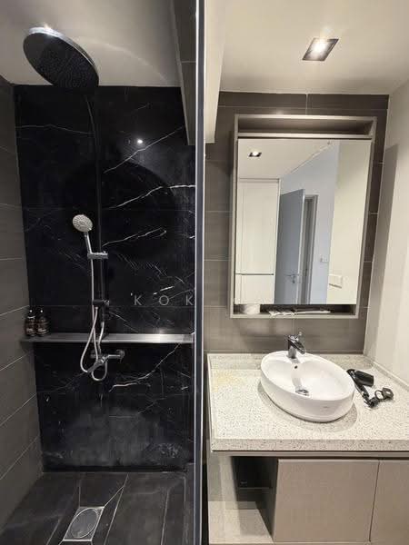 Service Residence for Sale at Expressionz Professional Suites - Kok KH - Bathroom - PropertyGuru.com.my