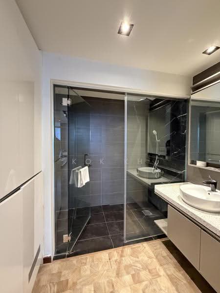 Service Residence for Sale at Expressionz Professional Suites - Kok KH - Bathroom - PropertyGuru.com.my