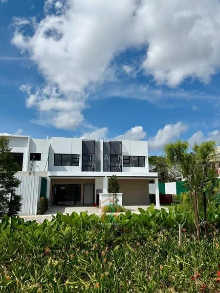 Rumah Teres 3-Tingkat untuk Dijual di Gelang Patah (Johor) - Phang Elainne - Exterior - PropertyGuru.com.my