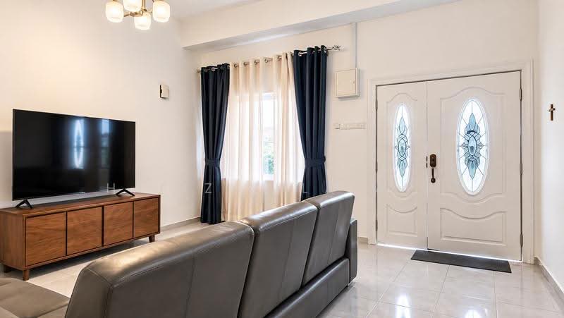 Rumah Teres 2.5-Tingkat untuk Dijual di Ampang Jaya (Ampang) - Hafiz Sulaiman - Living Room - PropertyGuru.com.my