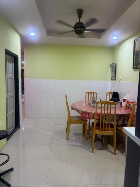 2-storey Terraced House for Sale in Taman Sentosa (Klang) - Lay Bee - Dining Room - PropertyGuru.com.my