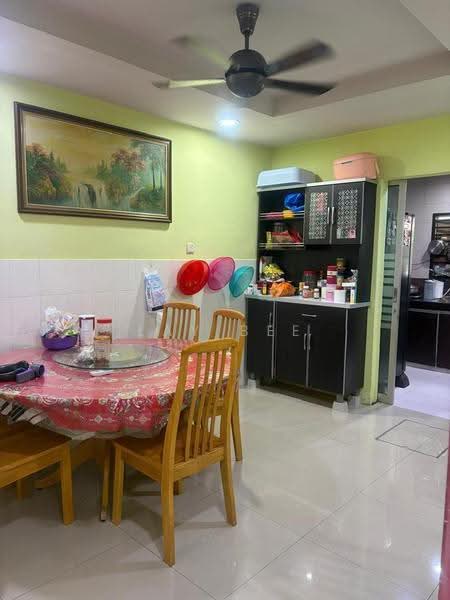2-storey Terraced House for Sale in Taman Sentosa (Klang) - Lay Bee - Dining Room - PropertyGuru.com.my