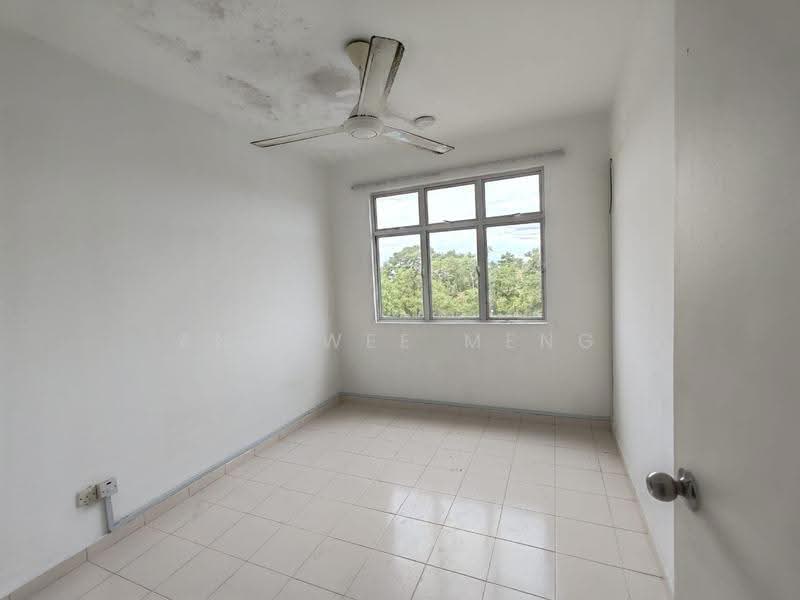Apartment for Sale at Villa Krystal Apartment - Ang Wee Meng - Interior - PropertyGuru.com.my