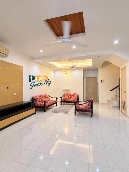 Rumah Teres 2-Tingkat untuk Dijual di Taman Inderawasih (Perai) - Jack Ng - Living Room - PropertyGuru.com.my