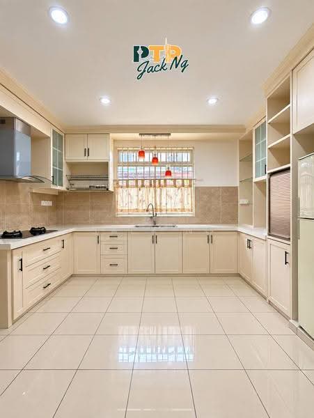Rumah Teres 2-Tingkat untuk Dijual di Taman Inderawasih (Perai) - Jack Ng - Kitchen - PropertyGuru.com.my
