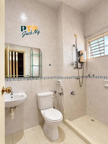 Rumah Teres 2-Tingkat untuk Dijual di Taman Inderawasih (Perai) - Jack Ng - Bathroom - PropertyGuru.com.my