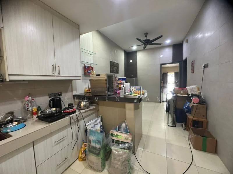 Terraced House for Sale in Aman Putri (Sungai Buloh) - Kelven Tan - Kitchen - PropertyGuru.com.my