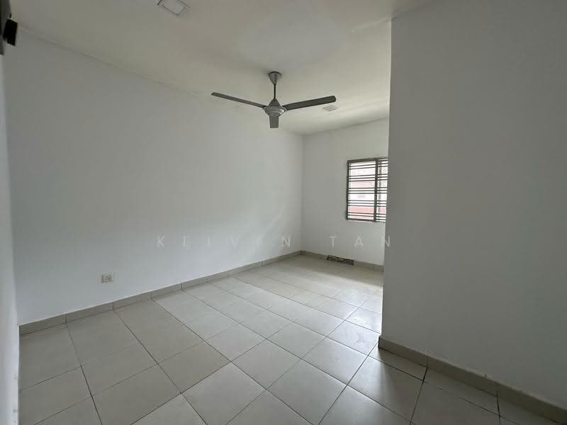 Terraced House for Sale in Aman Putri (Sungai Buloh) - Kelven Tan - Interior - PropertyGuru.com.my