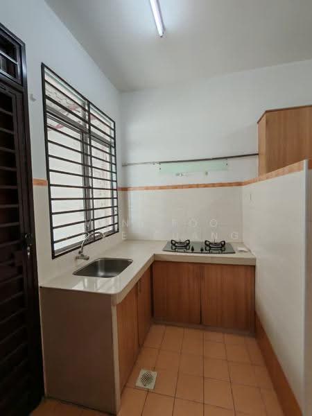 2-storey Terraced House for Rent in Setia Alam (Selangor) - Veni Foo Yoke Fuang - Kitchen - PropertyGuru.com.my