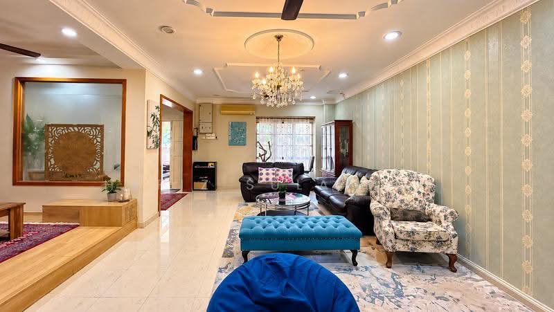 Rumah Teres 2-Tingkat untuk Dijual di Bukit Jelutong (Shah Alam) - Hafiz Sulaiman - Living Room - PropertyGuru.com.my