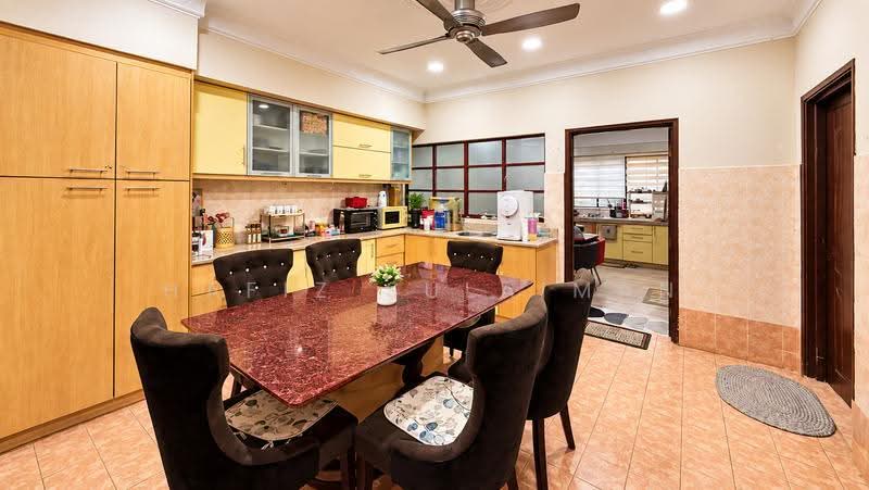 Rumah Teres 2-Tingkat untuk Dijual di Bukit Jelutong (Shah Alam) - Hafiz Sulaiman - Kitchen - PropertyGuru.com.my