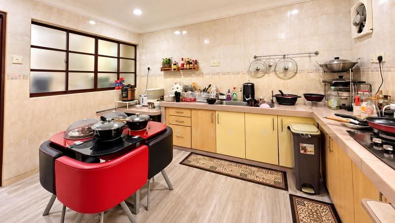 Rumah Teres 2-Tingkat untuk Dijual di Bukit Jelutong (Shah Alam) - Hafiz Sulaiman - Kitchen - PropertyGuru.com.my
