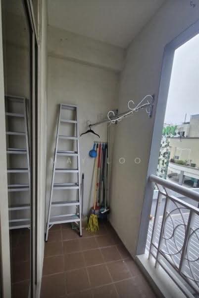 Kediaman Servis untuk Disewa di Birch Plaza - May Loo - Balcony - PropertyGuru.com.my