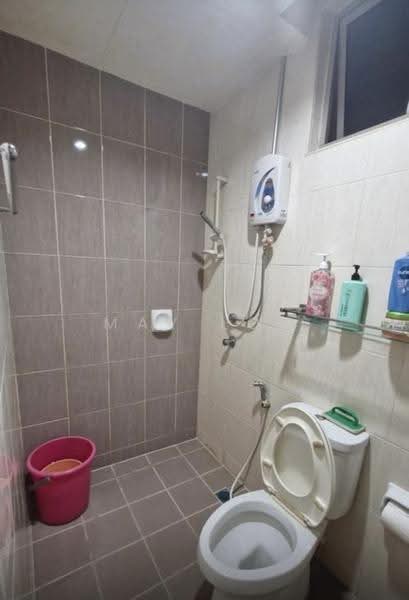 Kediaman Servis untuk Disewa di Birch Plaza - May Loo - Bathroom - PropertyGuru.com.my