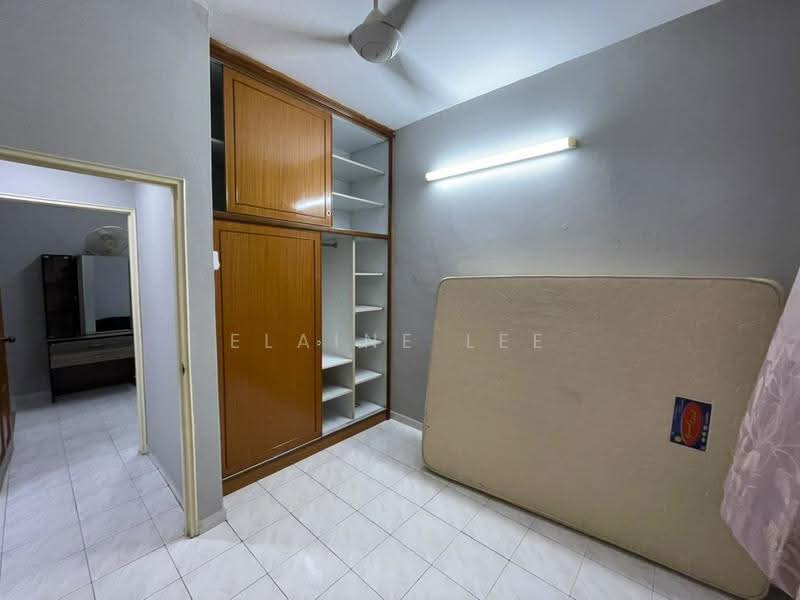 Apartment for Rent at Taman Seri Perak - Elaine Lee - PropertyGuru.com.my