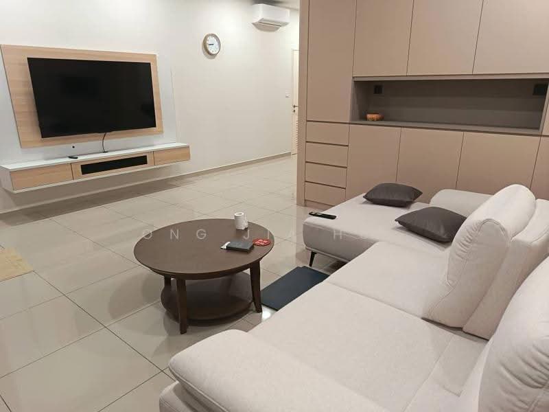 2-storey Terraced House for Rent in Resort Residence, Hijayu 2 (Bandar Sri Sendayan) - Ong Jia Hui - Living Room - PropertyGuru.com.my