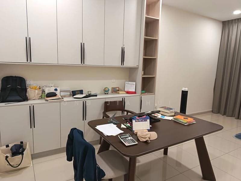 2-storey Terraced House for Rent in Resort Residence, Hijayu 2 (Bandar Sri Sendayan) - Ong Jia Hui - Study - PropertyGuru.com.my