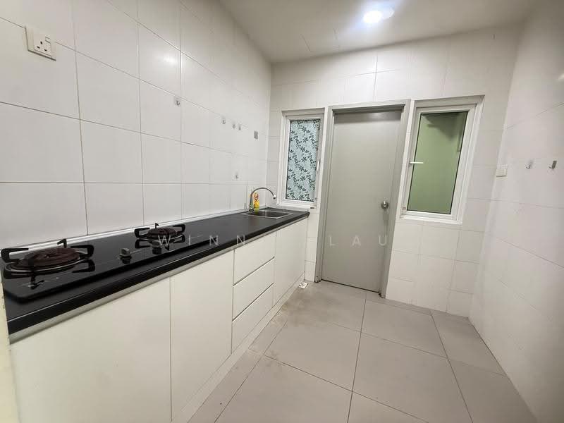 Service Residence for Rent at Seasons Amara Larkin - Winnie Lau - Kitchen - PropertyGuru.com.my
