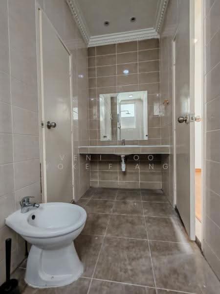 Rumah Teres untuk Dijual di Shah Alam (Selangor) - Veni Foo Yoke Fuang - Bathroom - PropertyGuru.com.my