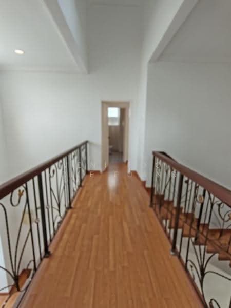 Rumah Teres untuk Dijual di Shah Alam (Selangor) - Veni Foo Yoke Fuang - Corridor - PropertyGuru.com.my