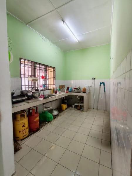 1-storey Terraced House for Sale in Taman Ehsan (Kepong) - Alison Chiu - Kitchen - PropertyGuru.com.my