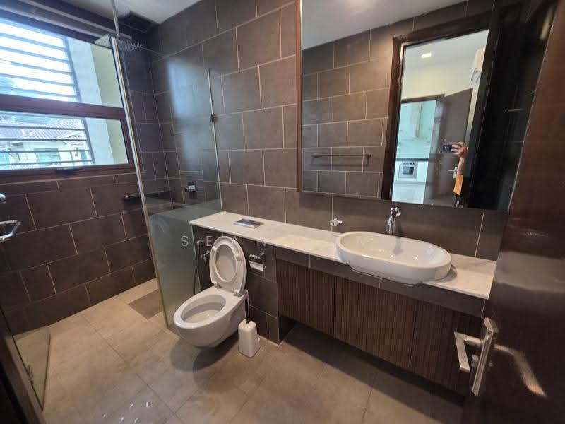 Rumah Berkembar untuk Dijual di Mont Kiara (Kuala Lumpur) - Sean Tan - Bathroom - PropertyGuru.com.my