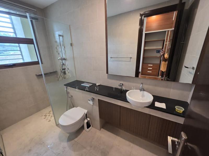 Rumah Berkembar untuk Dijual di Mont Kiara (Kuala Lumpur) - Sean Tan - Bathroom - PropertyGuru.com.my