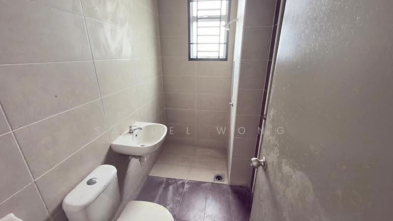 Terraced House for Sale in Johor Bahru (Johor) - Samuel Wong - Bathroom - PropertyGuru.com.my