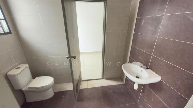 Terraced House for Sale in Johor Bahru (Johor) - Samuel Wong - Bathroom - PropertyGuru.com.my