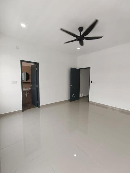Terraced House for Rent in Bandar Dato Onn (Tebrau) - LZ Lau - Bathroom - PropertyGuru.com.my