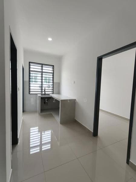 Terraced House for Rent in Bandar Dato Onn (Tebrau) - LZ Lau - Kitchen - PropertyGuru.com.my