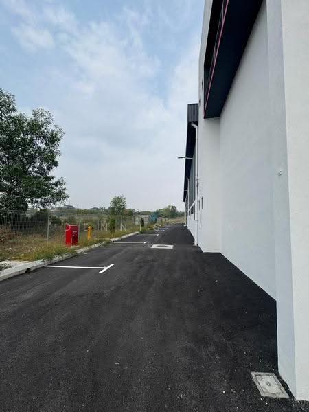 Semi-D Factory for Rent in Nilai (Negeri Sembilan) - Dennis Saw - Exterior - PropertyGuru.com.my