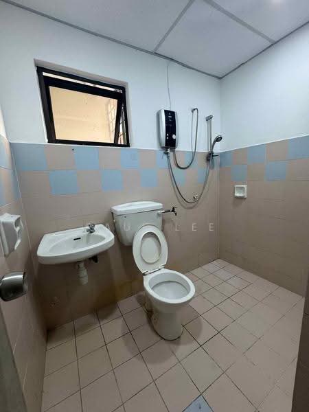 Condominium for Rent at Evergreen Park Acorn & Hazel - Paul Lee - Bathroom - PropertyGuru.com.my
