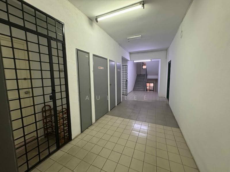 Condominium for Rent at Evergreen Park Acorn & Hazel - Paul Lee - Corridor - PropertyGuru.com.my