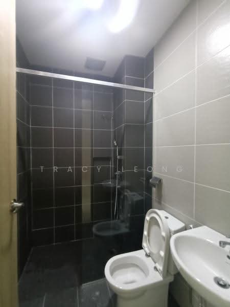3-storey Terraced House for Sale in Taman Damai Utama (Bandar Kinrara) - Tracy Leong - Bathroom - PropertyGuru.com.my